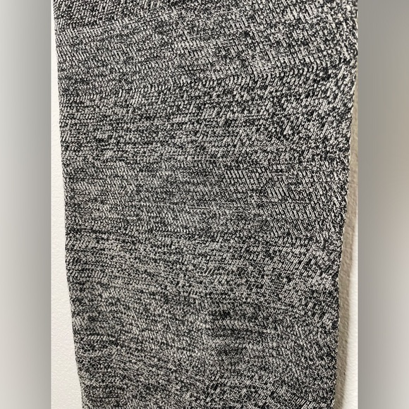 Alice + Olivia Wool Soft Knit Pencil Skirt - Picture 13 of 16